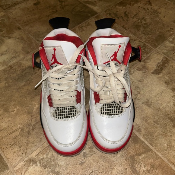 Air JORDAN 4 RETRO OG 'FIRE RED' 2020 Size 7 men’s - Picture 3 of 7